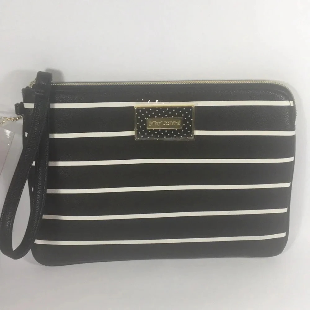 NEW Betsey Johnson Wristlet Clutch